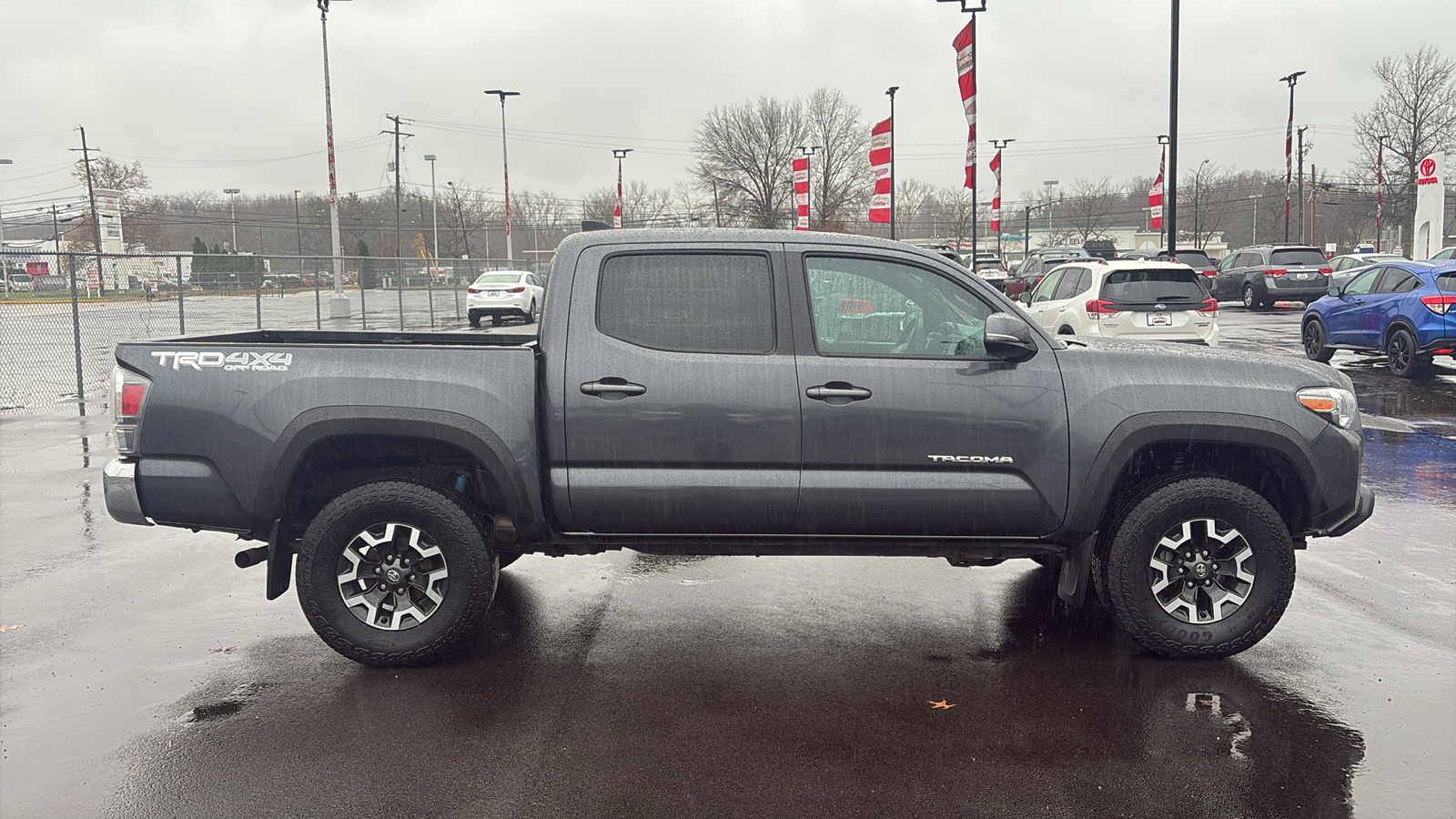 2022 Toyota Tacoma TRD Off-Road 8