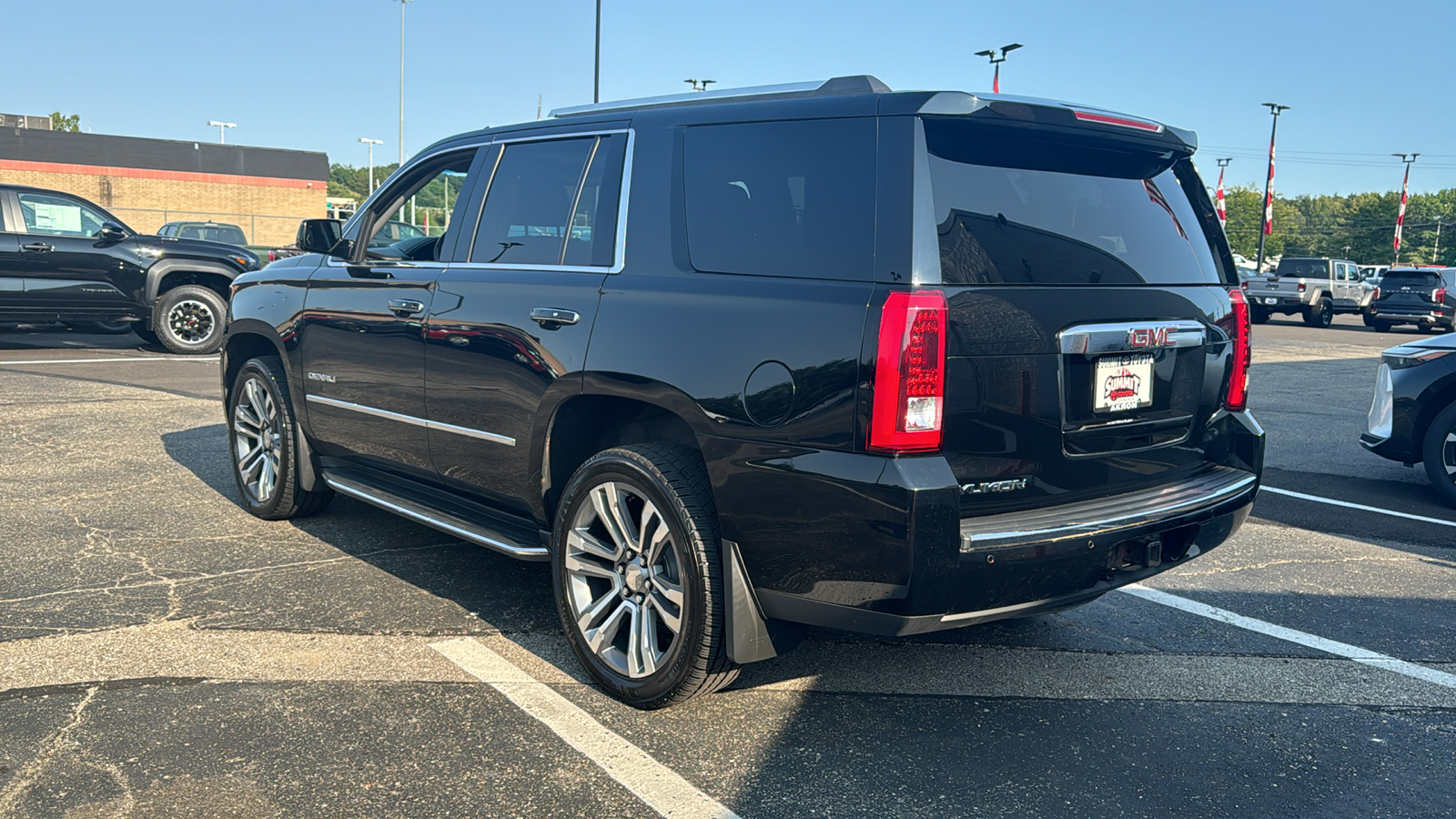 2016 GMC Yukon Denali 6