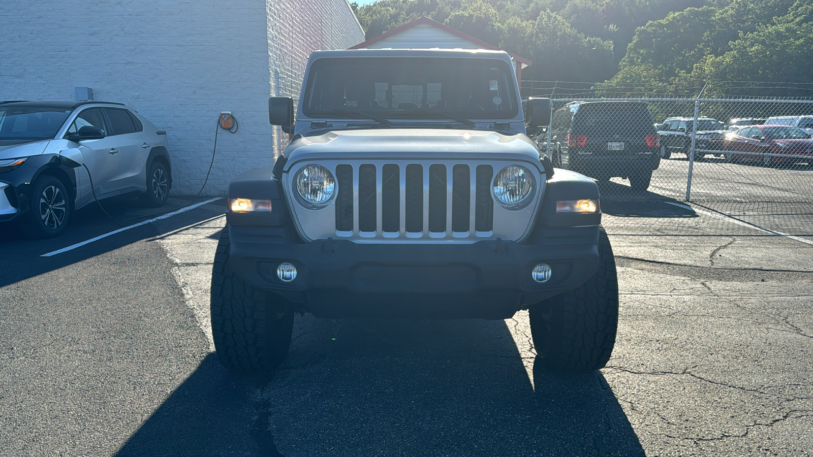 2020 Jeep Gladiator Sport 2