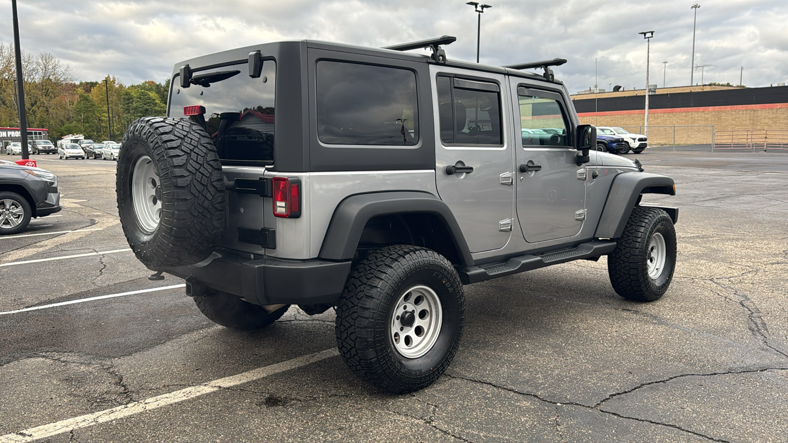 2013 Jeep Wrangler Unlimited Sport 8