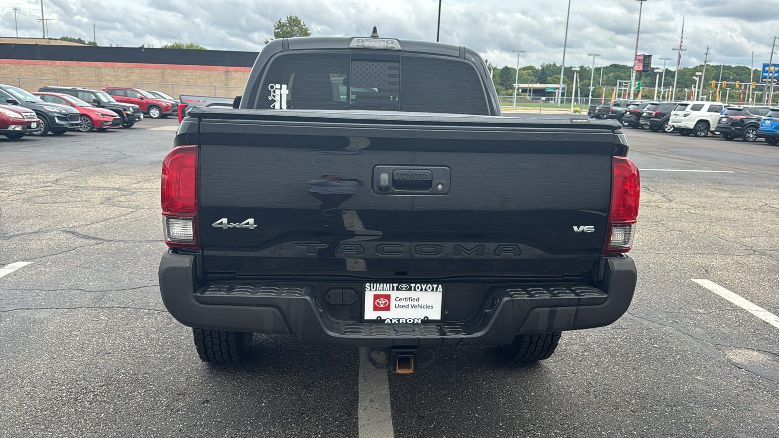 2020 Toyota Tacoma SR5 12