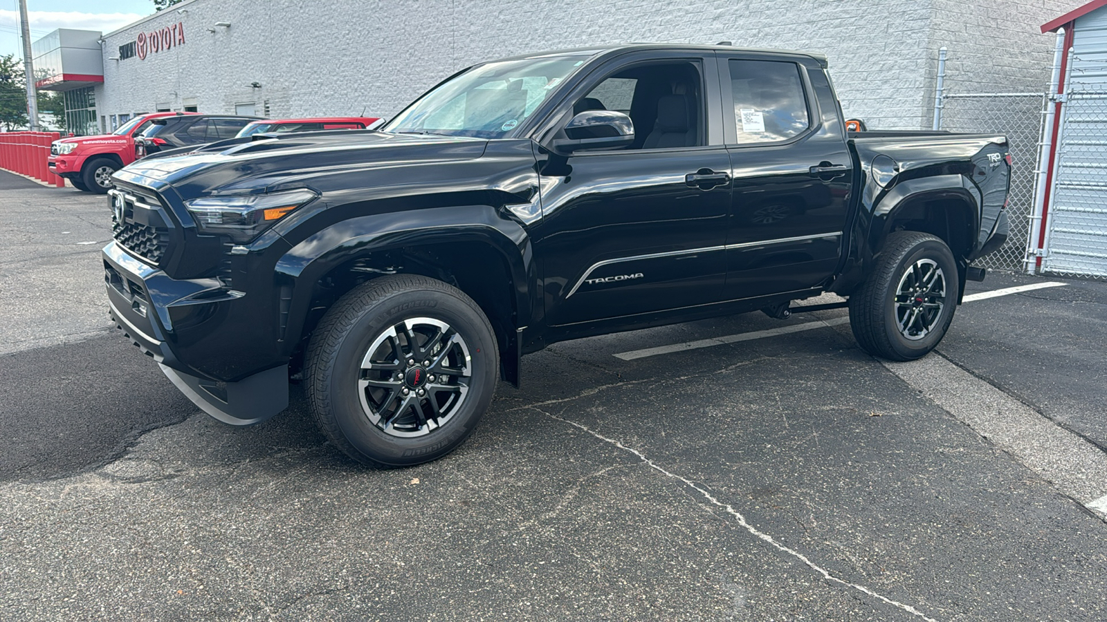 2024 Toyota Tacoma TRD Sport 3