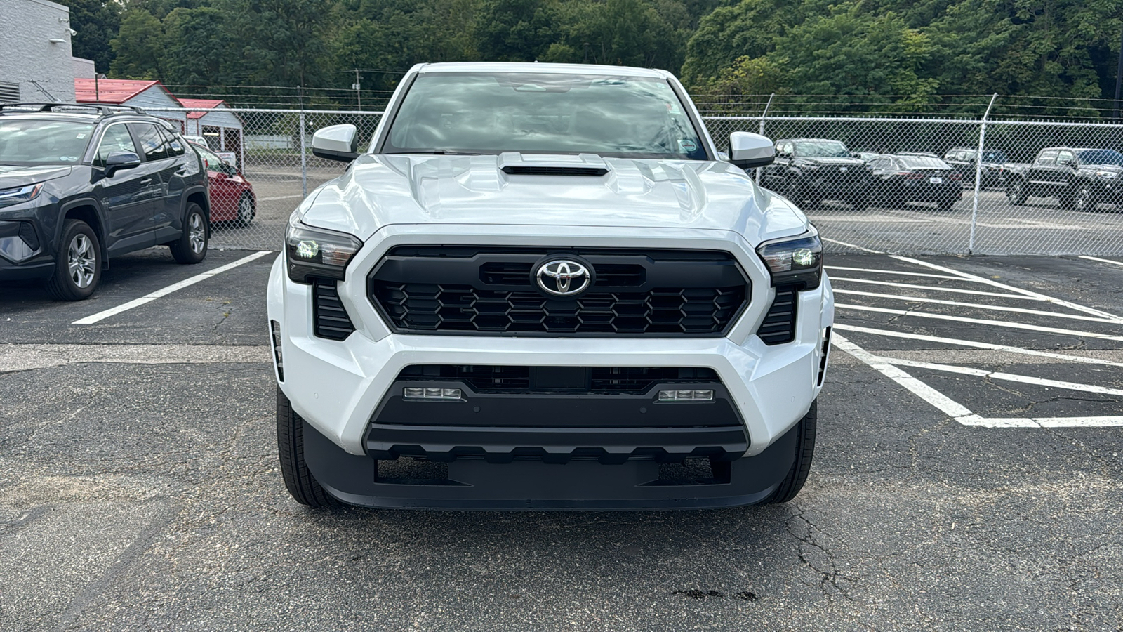 2024 Toyota Tacoma Hybrid TRD Sport 2