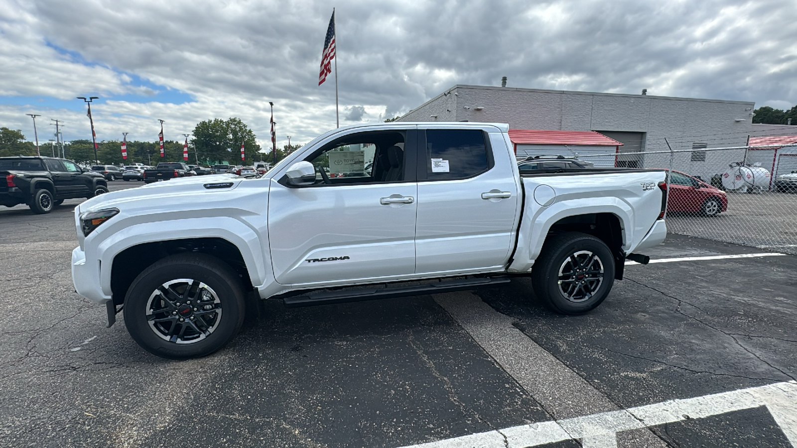 2024 Toyota Tacoma Hybrid TRD Sport 4