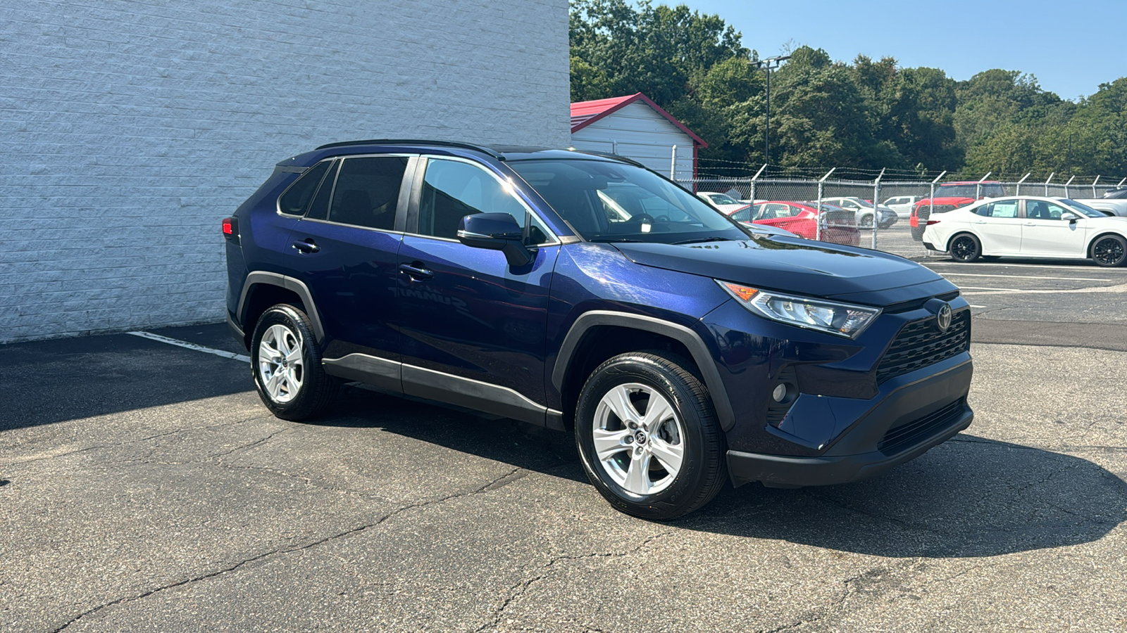 2021 Toyota RAV4 XLE 1