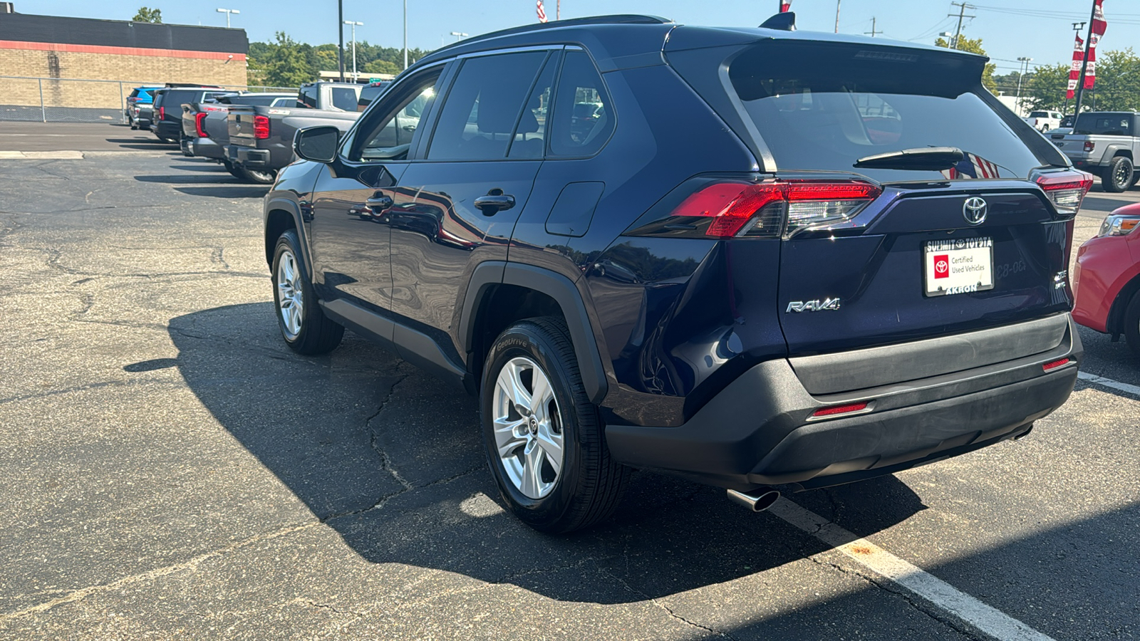 2021 Toyota RAV4 XLE 5