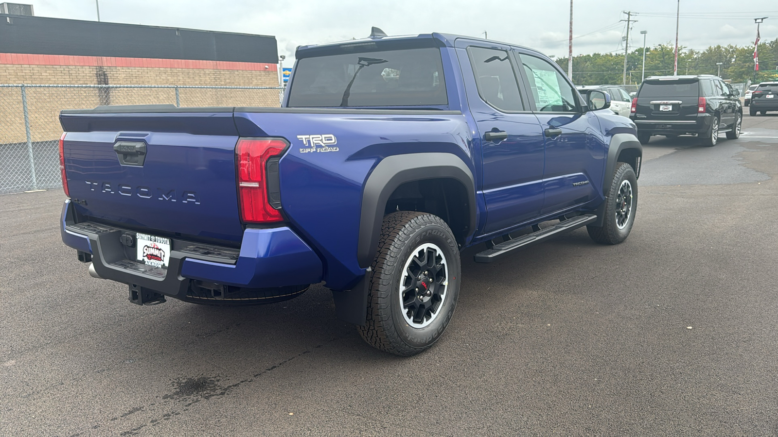 2024 Toyota Tacoma TRD Off-Road 10