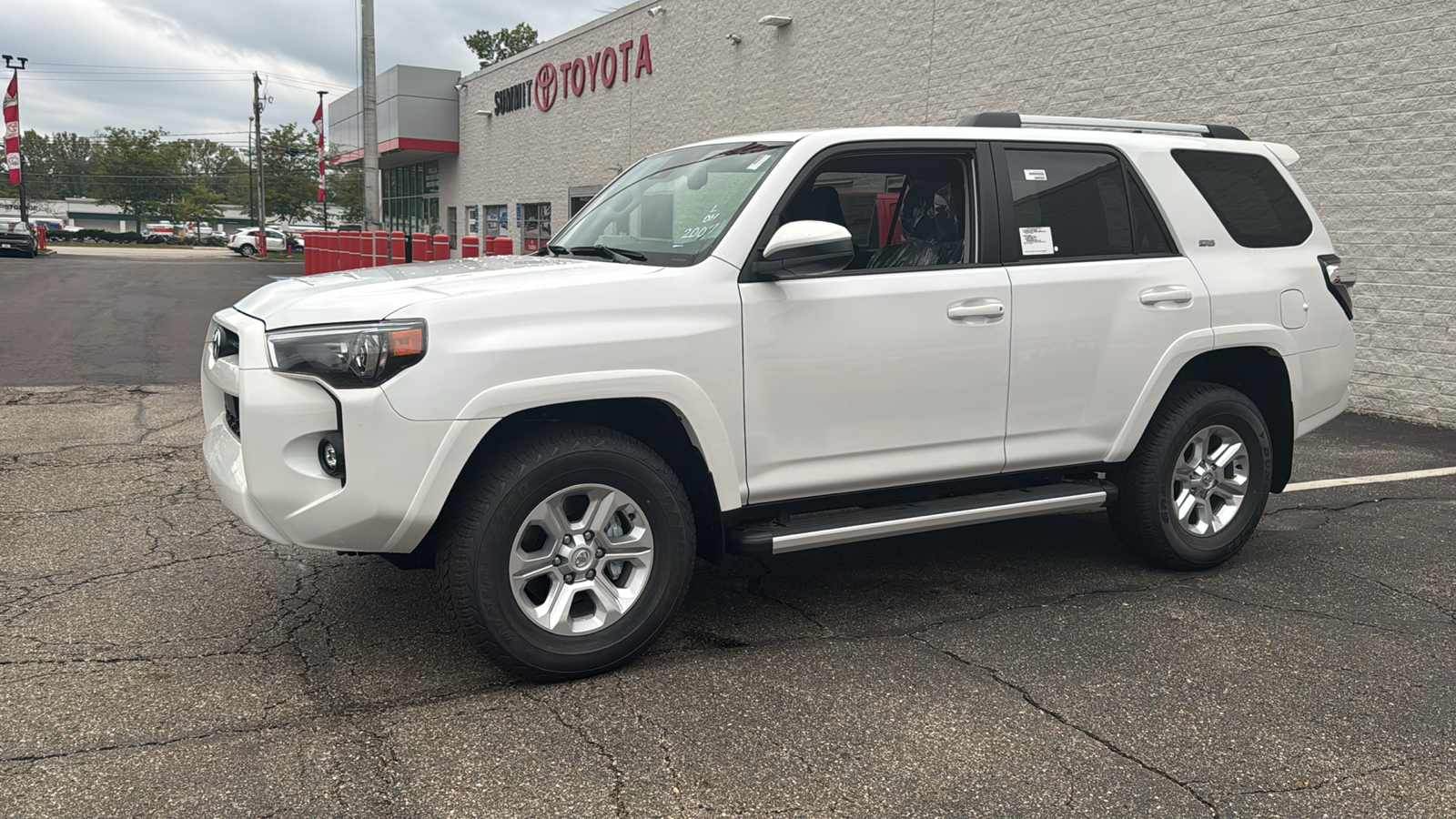 2024 Toyota 4Runner SR5 3