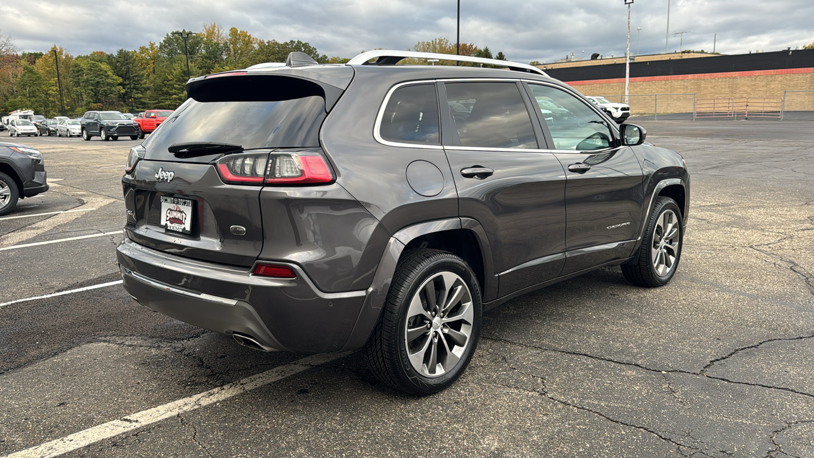 2019 Jeep Cherokee Overland 8