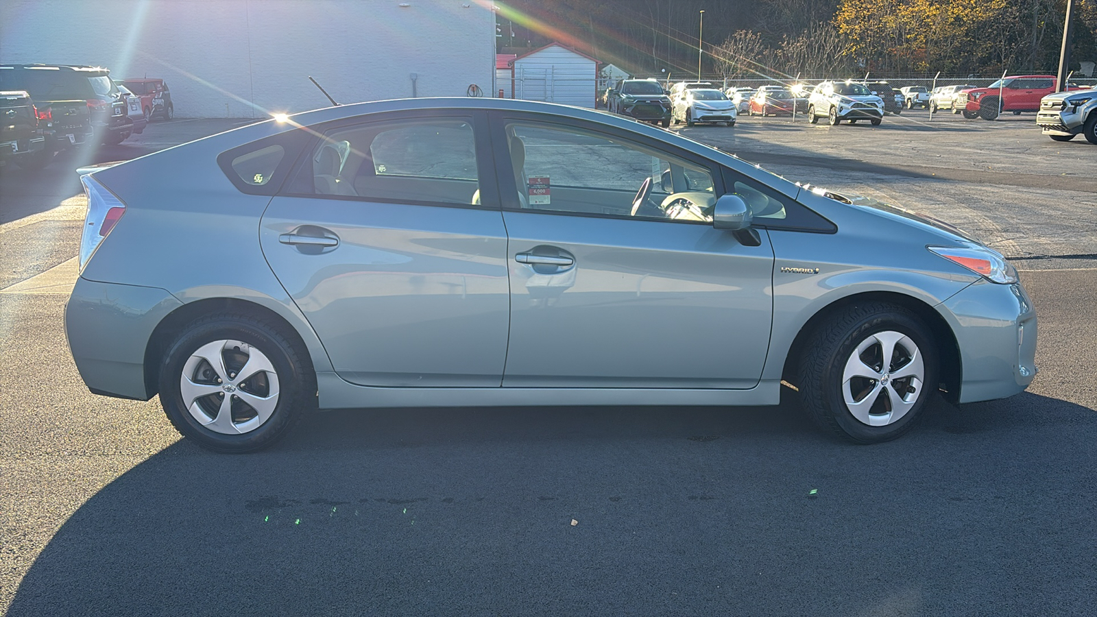 2013 Toyota Prius Two 26