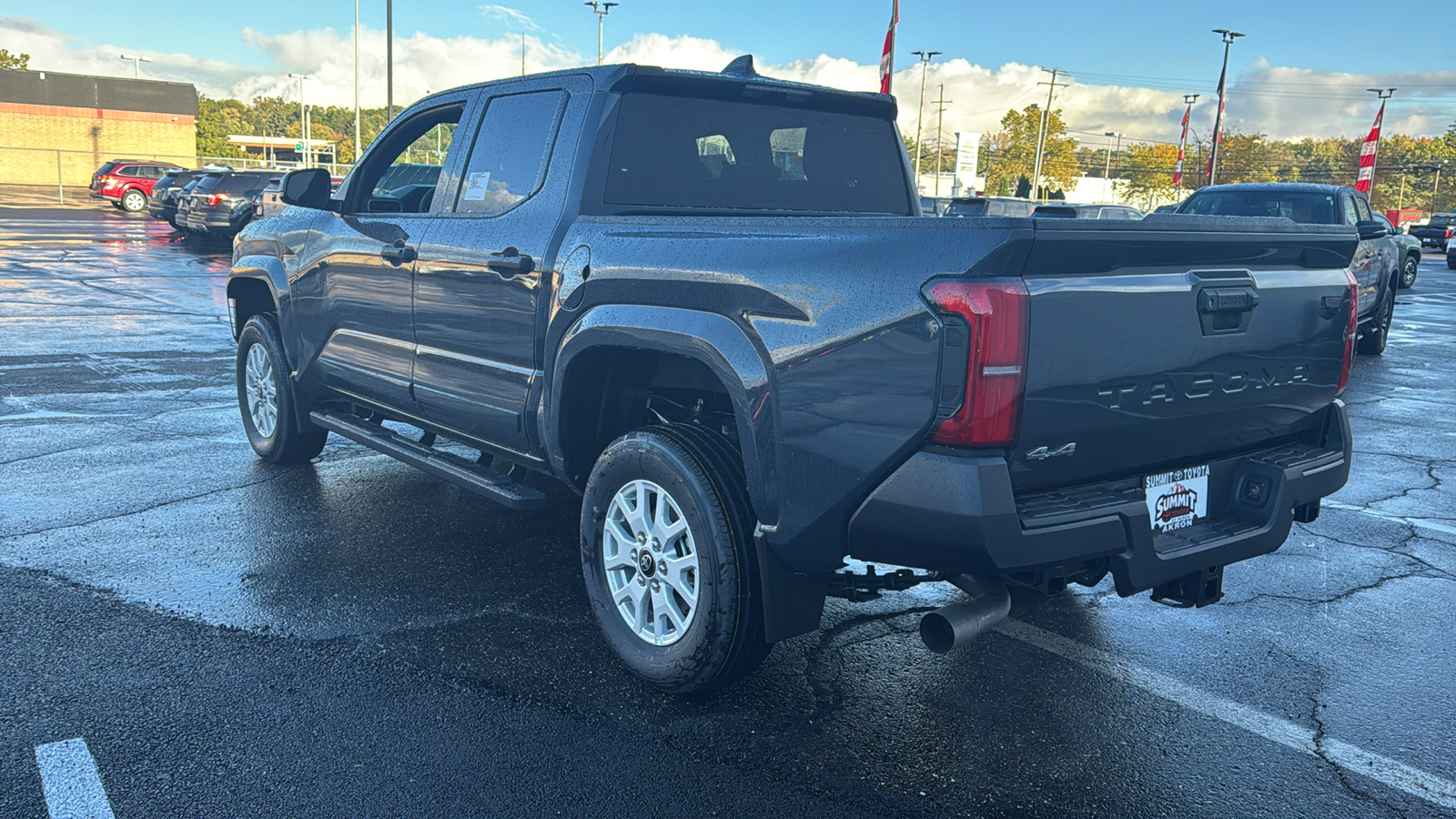 2024 Toyota Tacoma SR 8