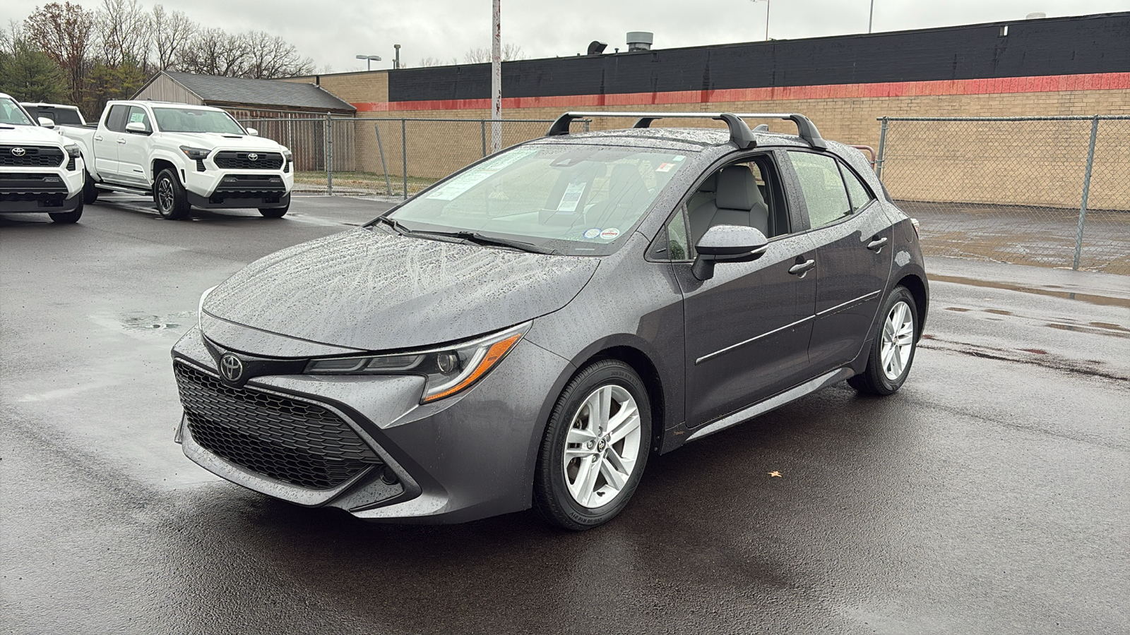 2021 Toyota Corolla Hatchback SE 1