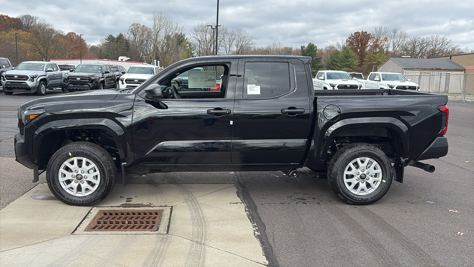 2024 Toyota Tacoma SR 4