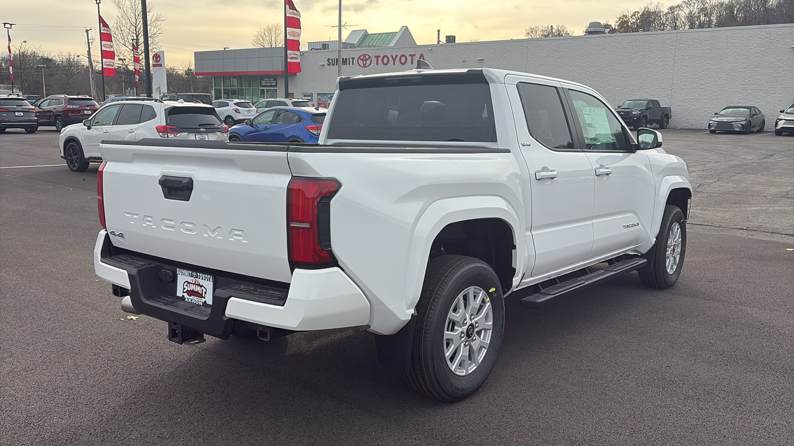 2024 Toyota Tacoma SR5 6