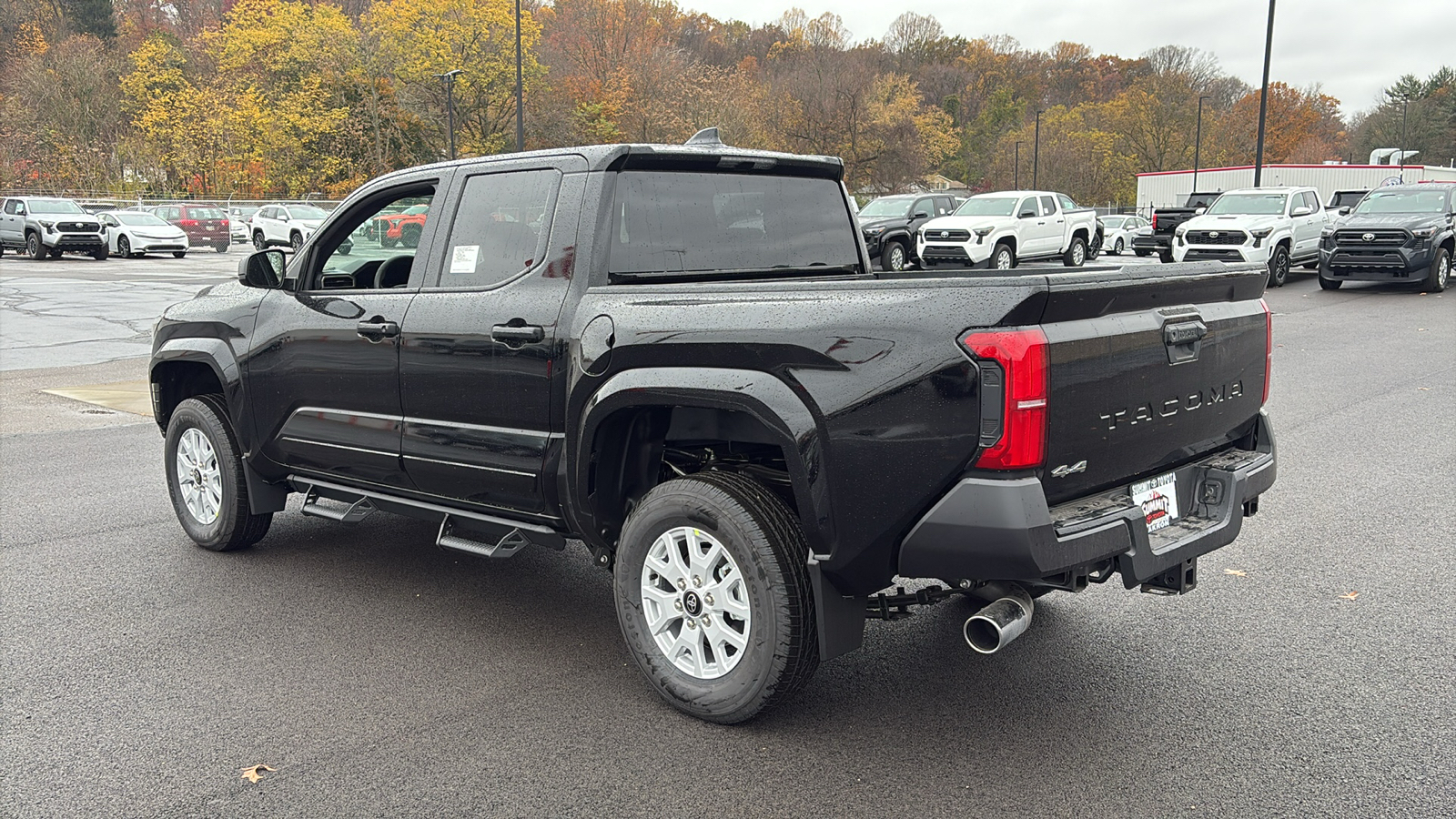 2024 Toyota Tacoma SR 18