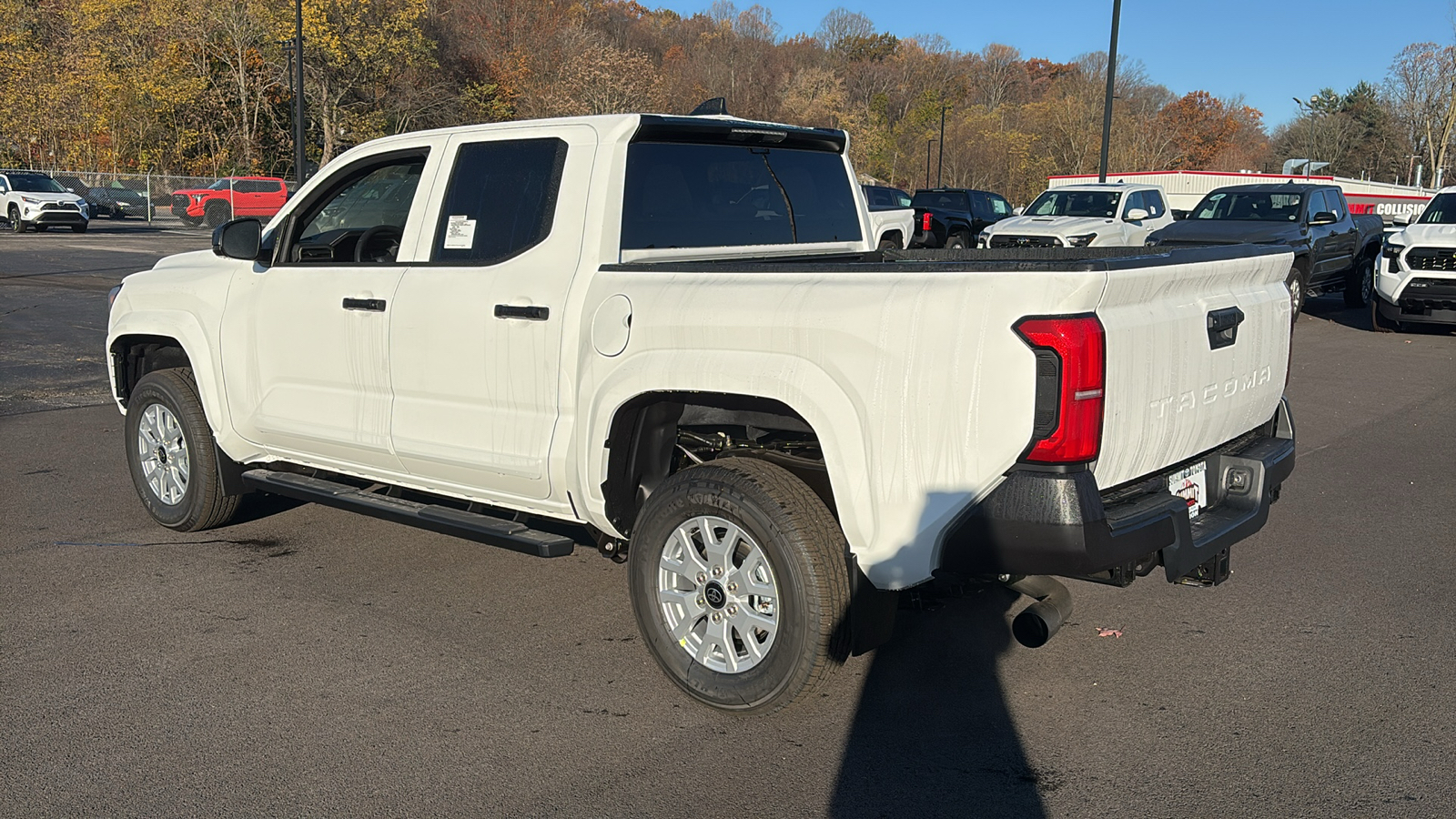 2024 Toyota Tacoma SR 19