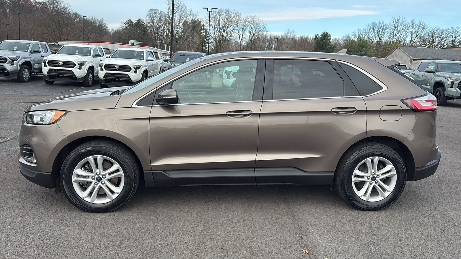 2019 Ford Edge SEL 2