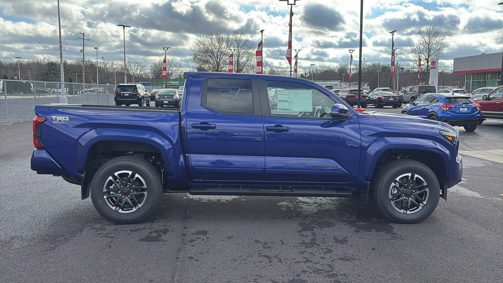 2024 Toyota Tacoma TRD Sport 8