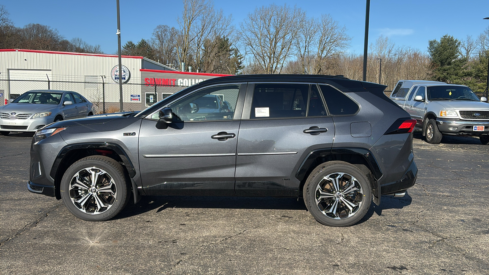 2024 Toyota RAV4 Prime XSE 2