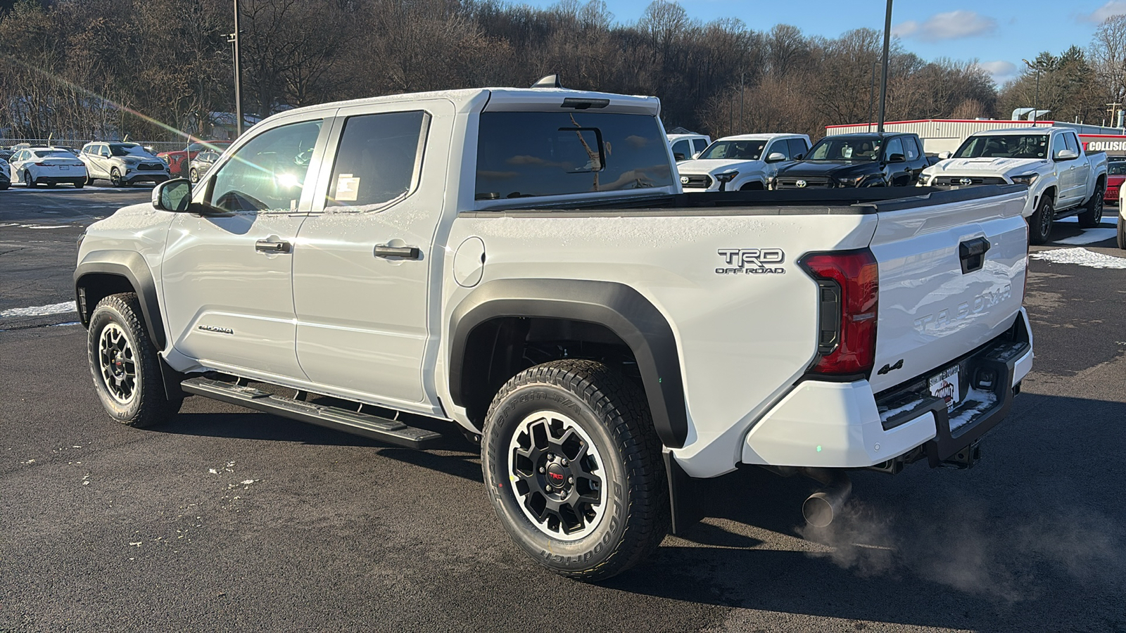 2024 Toyota Tacoma TRD Off-Road 3