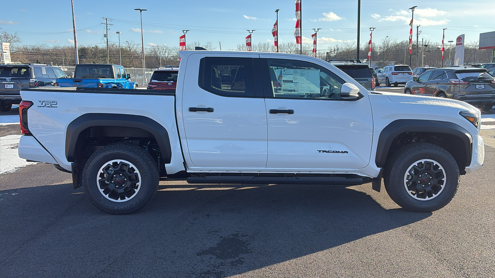 2024 Toyota Tacoma TRD Off-Road 8