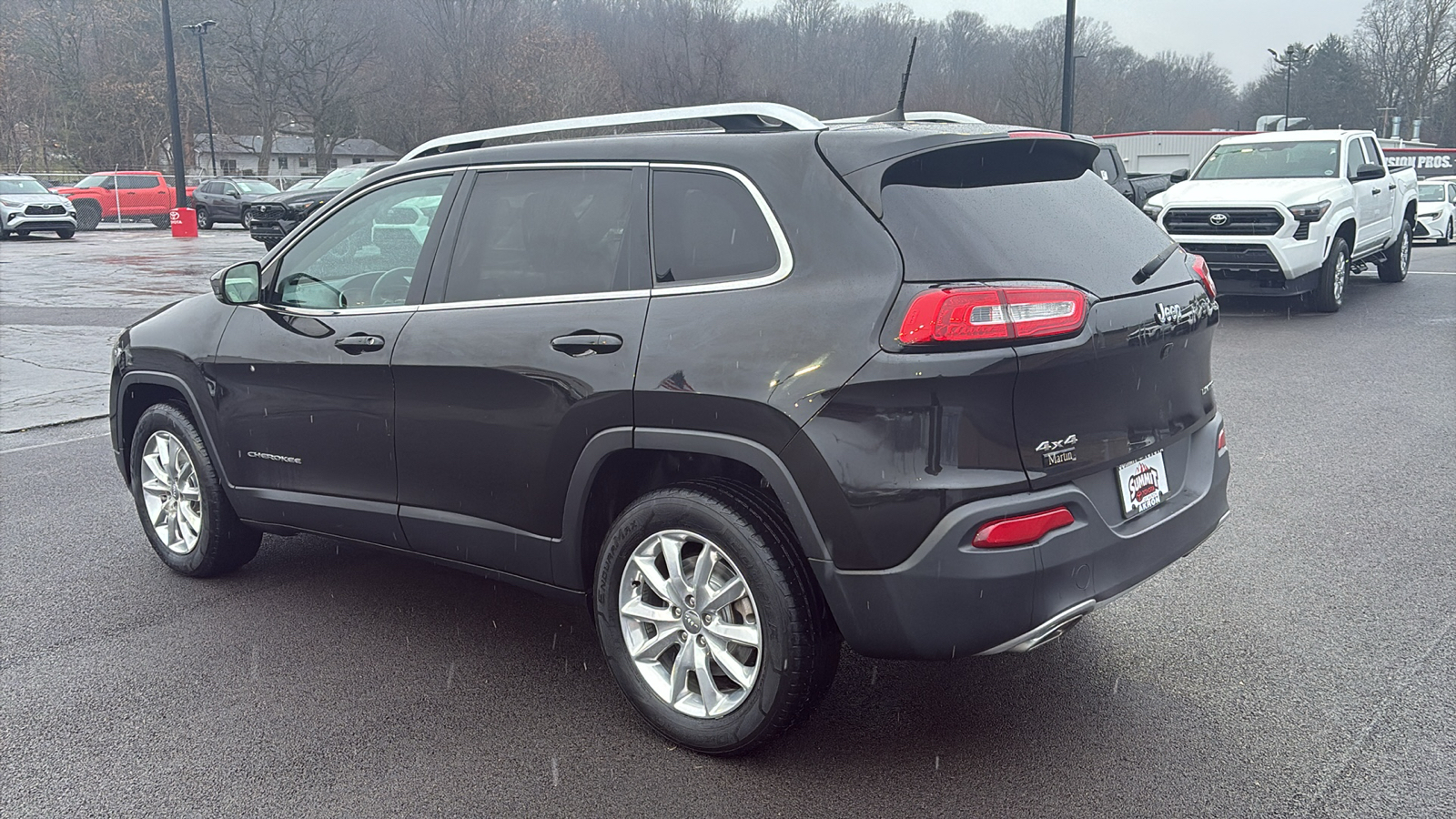 2016 Jeep Cherokee Limited 3