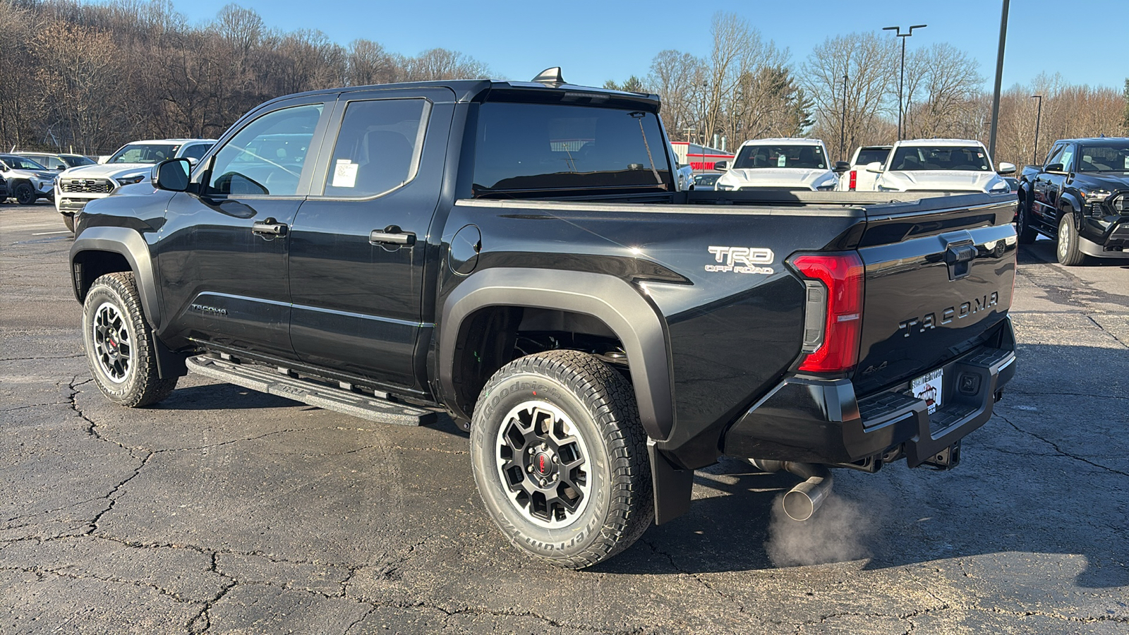 2024 Toyota Tacoma TRD Off-Road 3