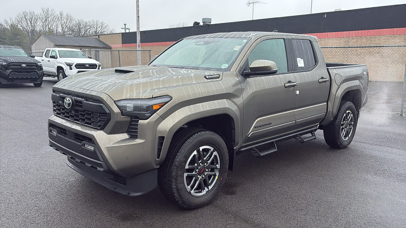 2024 Toyota Tacoma Hybrid TRD Sport 1