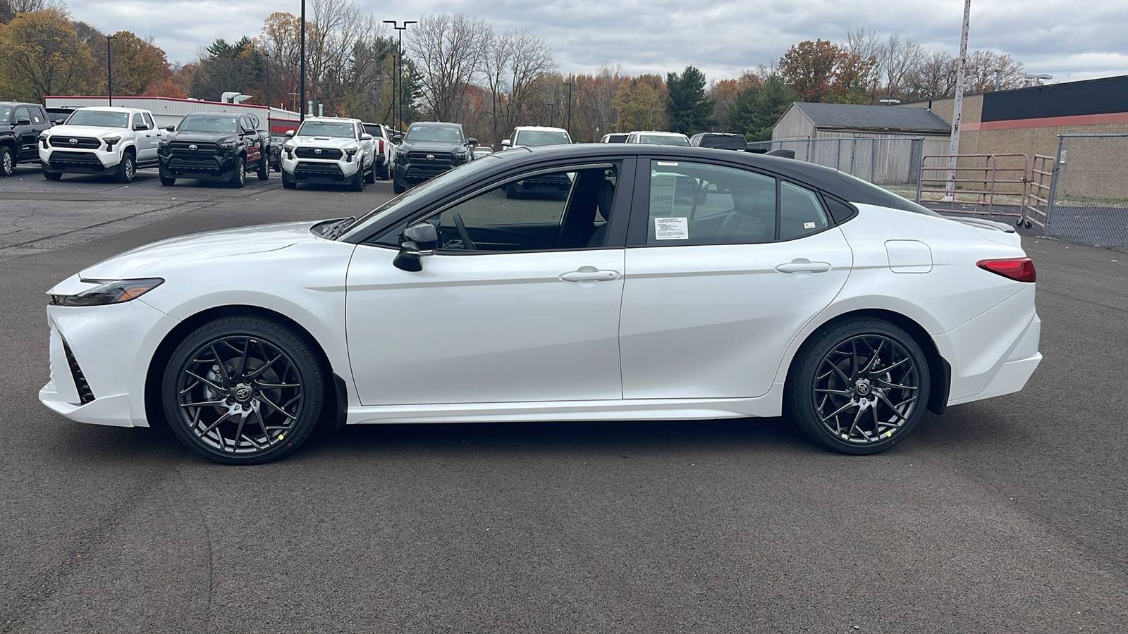 2025 Toyota Camry XSE 4