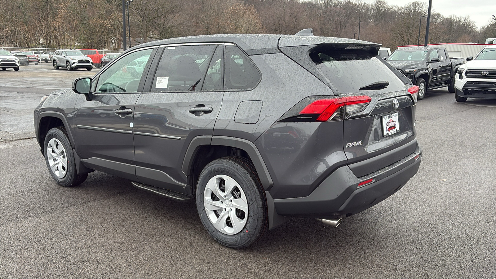 2025 Toyota RAV4 LE 3