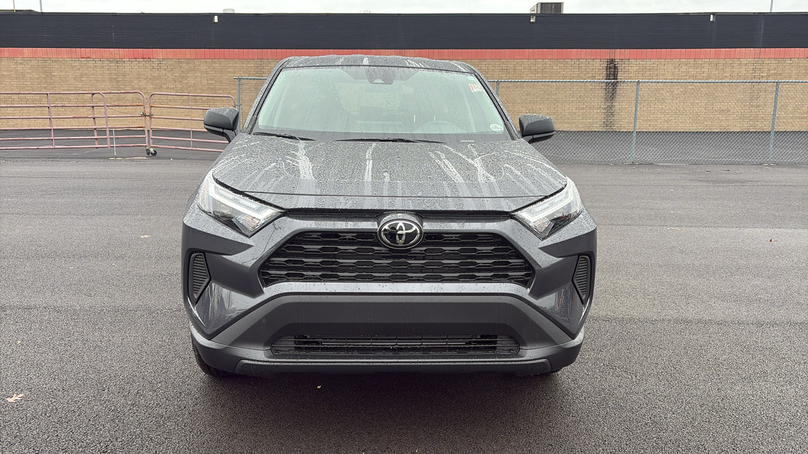 2025 Toyota RAV4 LE 9