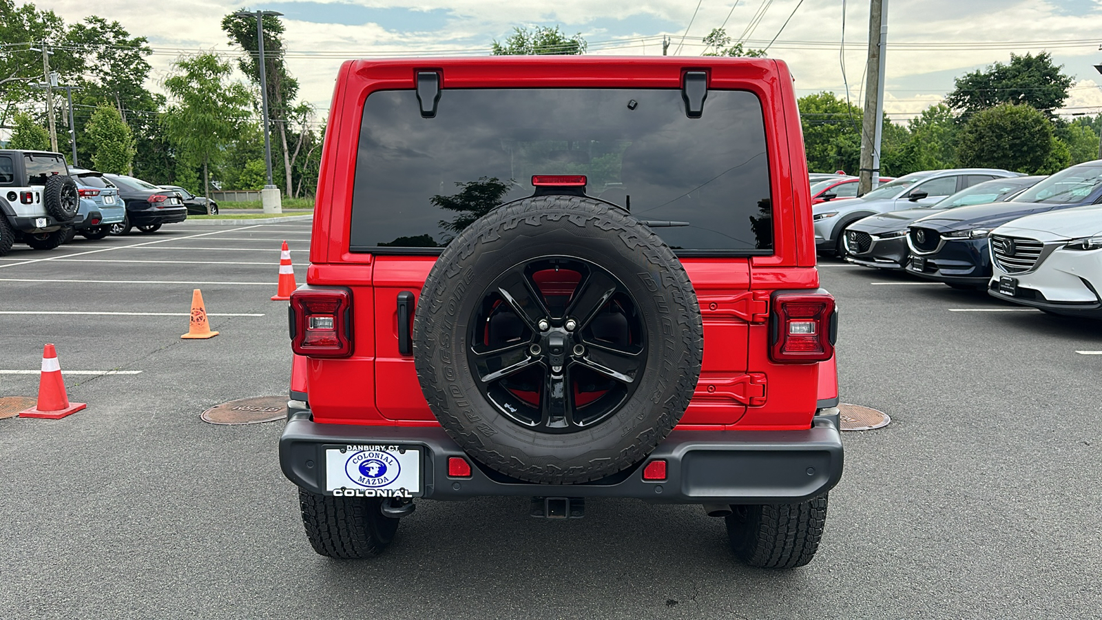 2021 Jeep Wrangler Unlimited Sahara Altitude 5