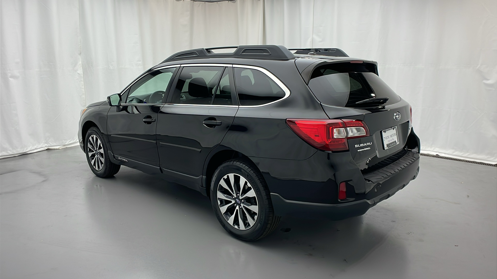 2015 Subaru Outback 2.5i 4