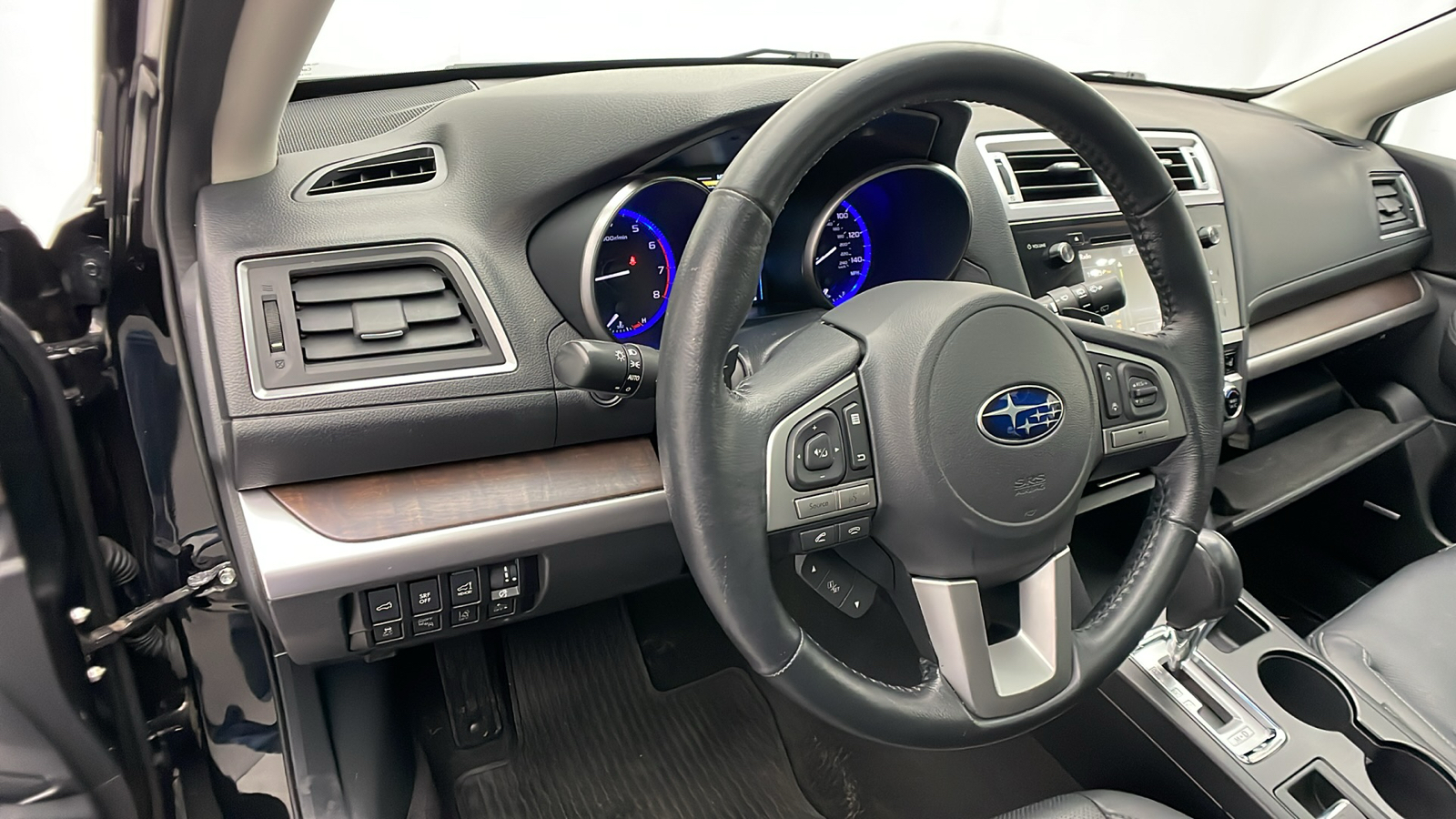 2015 Subaru Outback 2.5i 12