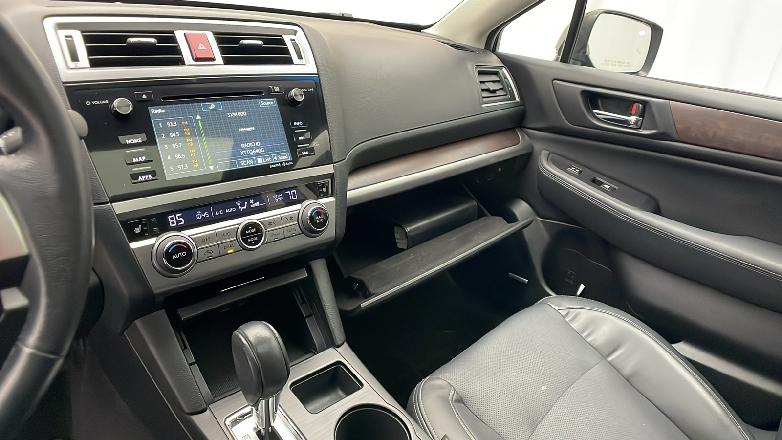 2015 Subaru Outback 2.5i 19