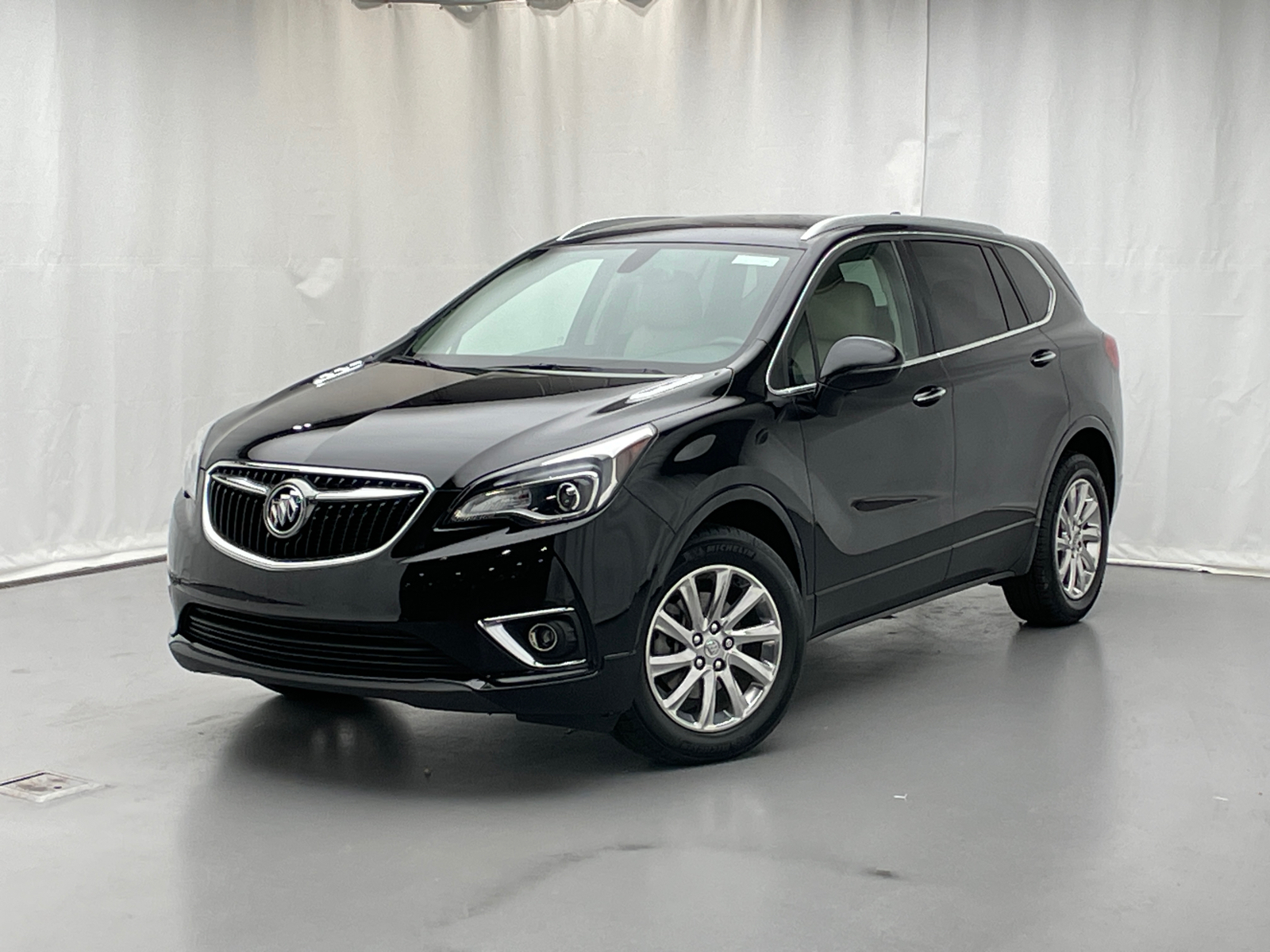 2019 Buick Envision Essence 1