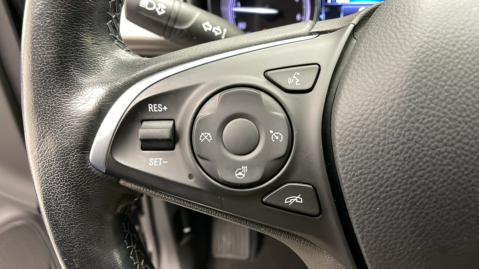 2019 Buick Envision Essence 15