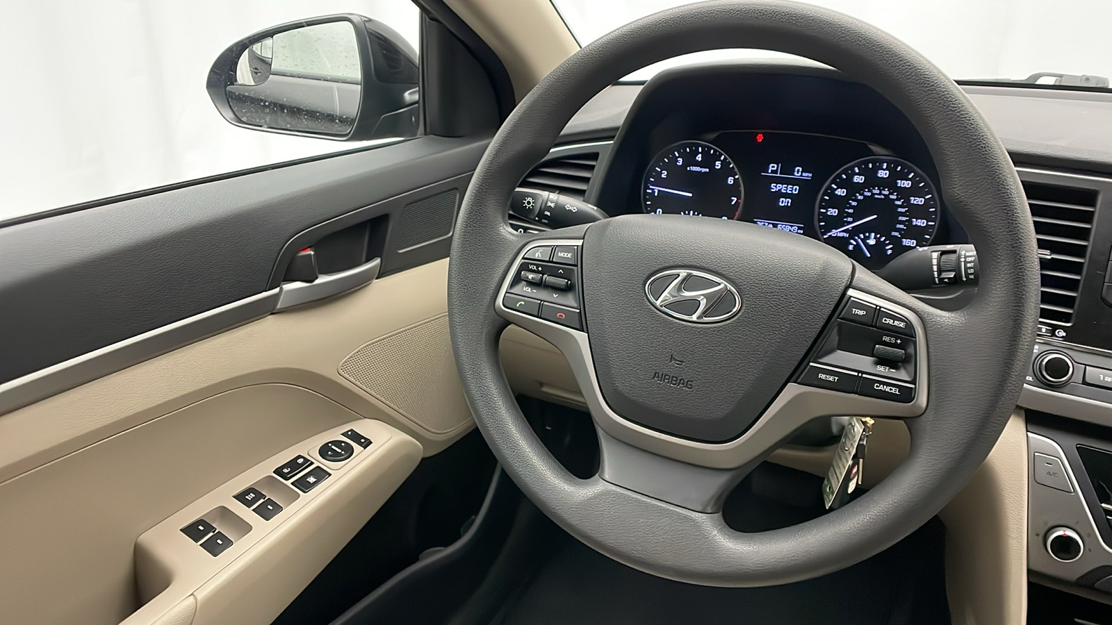 2017 Hyundai Elantra SE 7