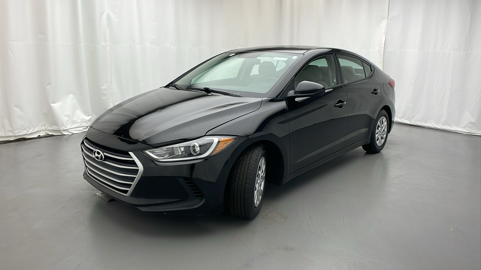 2017 Hyundai Elantra SE 32