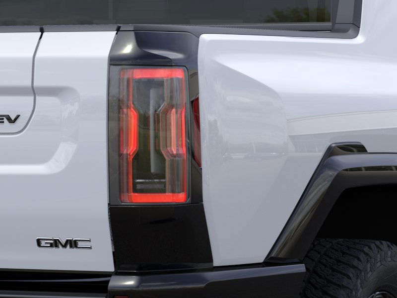 2025 GMC Hummer EV Pickup 2X 11