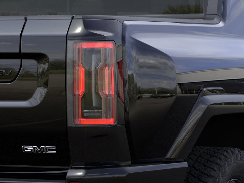 2025 GMC Hummer EV Pickup 2X 11