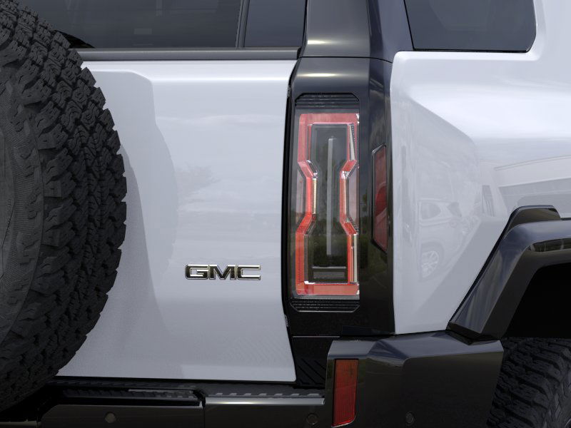 2025 GMC Hummer EV SUV 2X 11