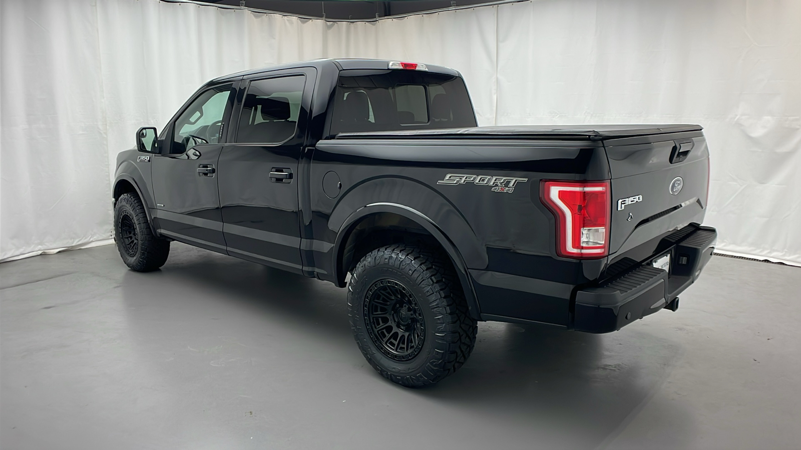 2016 Ford F-150 XLT 4