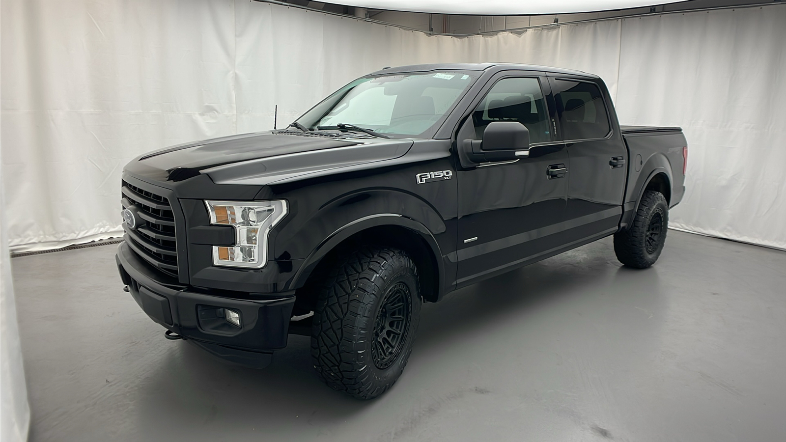 2016 Ford F-150 XLT 37