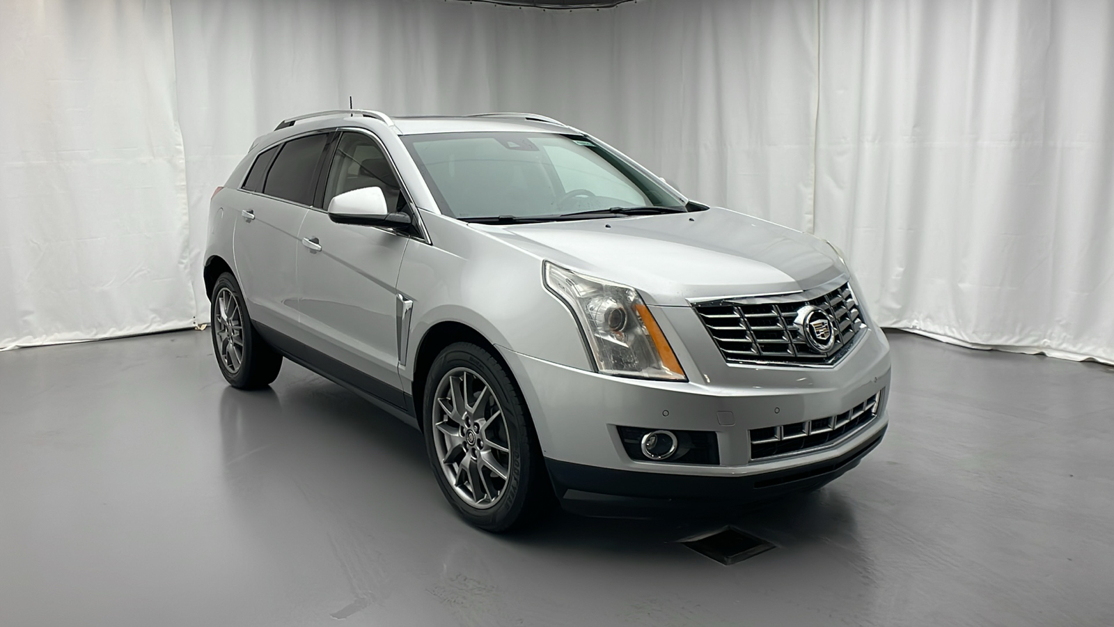 2016 Cadillac SRX Premium 2