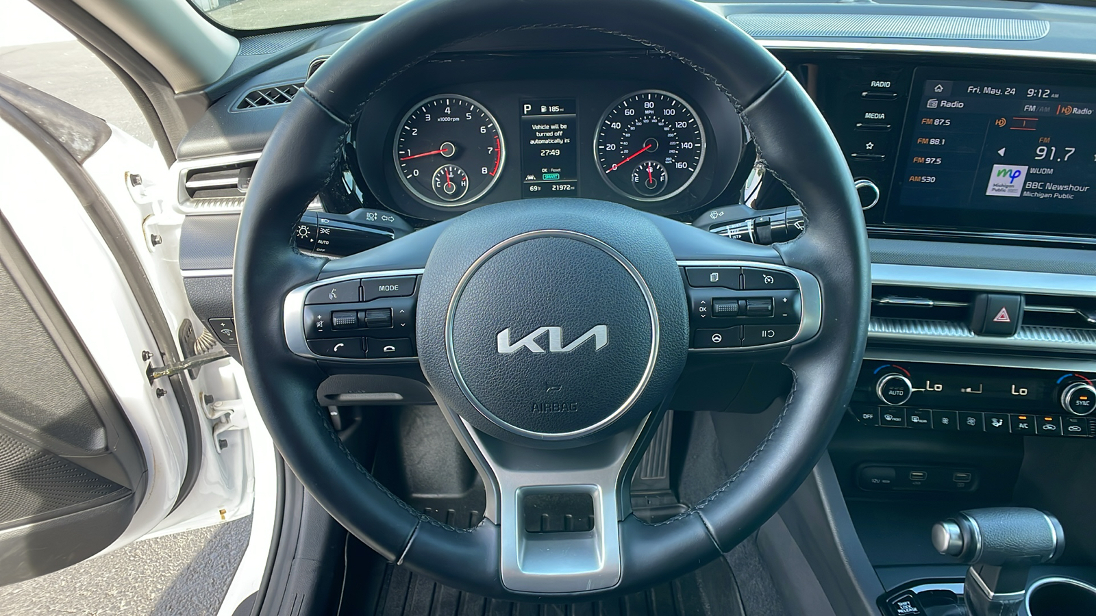 2022 Kia K5 LXS 12