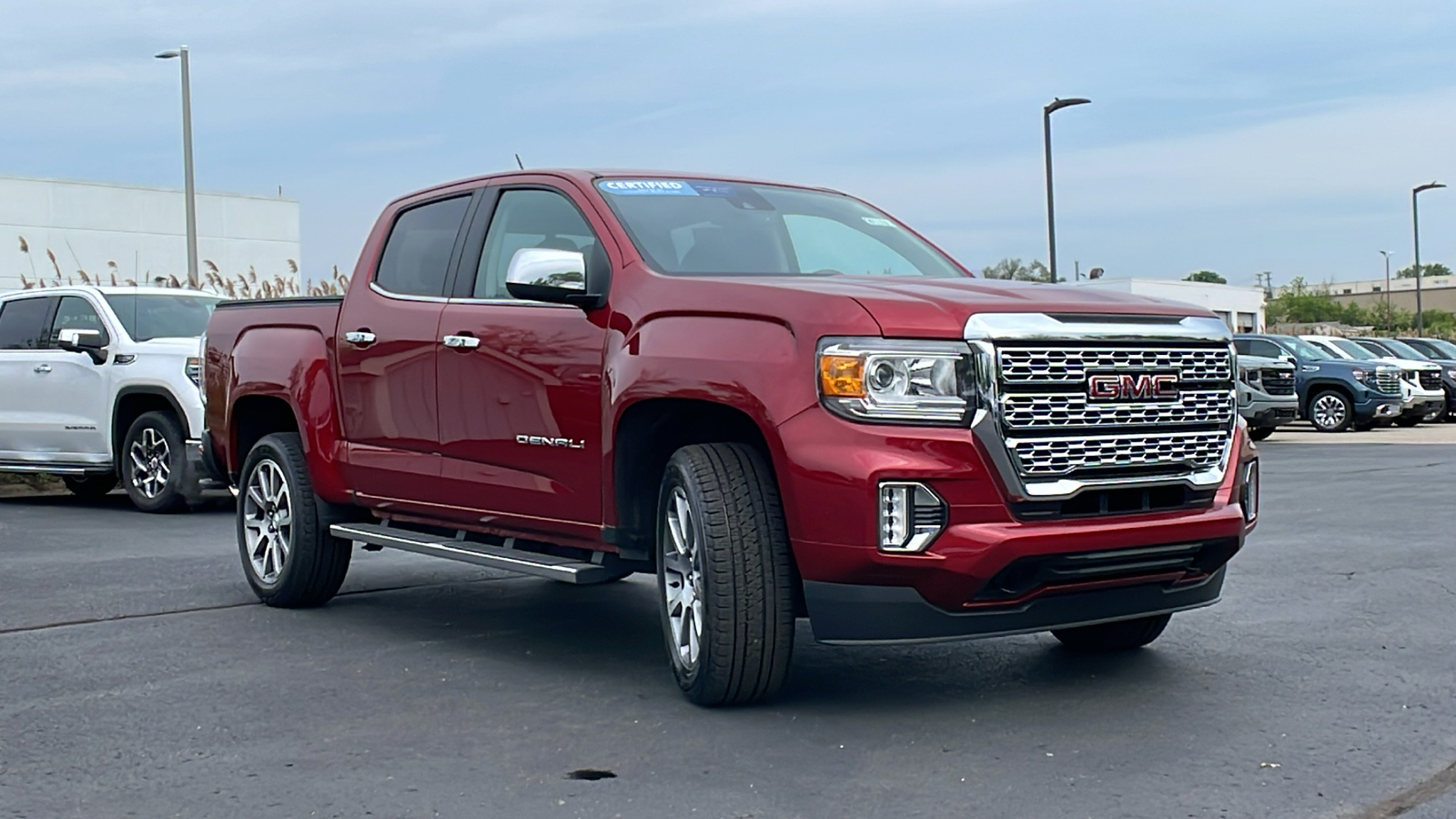 2022 GMC Canyon Denali 2