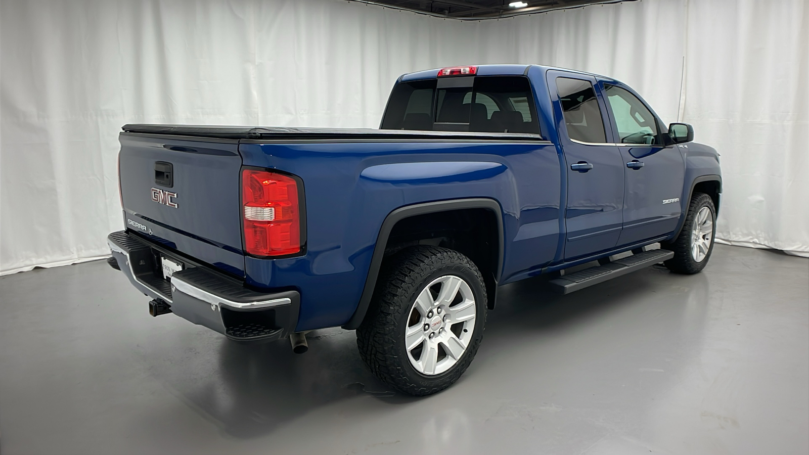 2016 GMC Sierra 1500 SLE 3