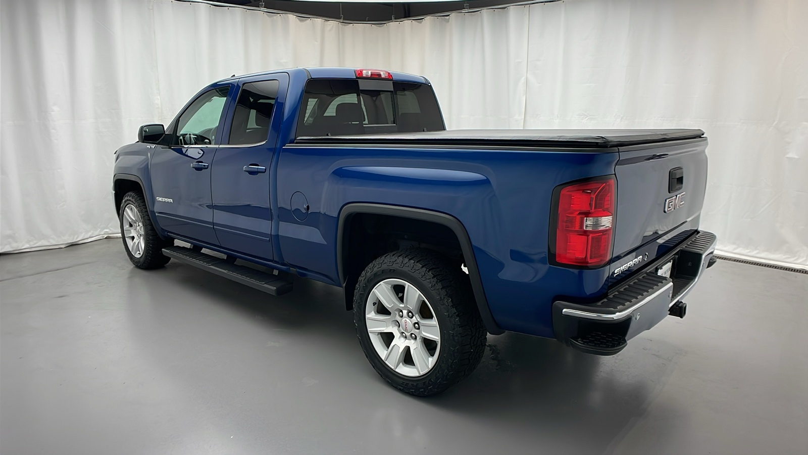 2016 GMC Sierra 1500 SLE 4