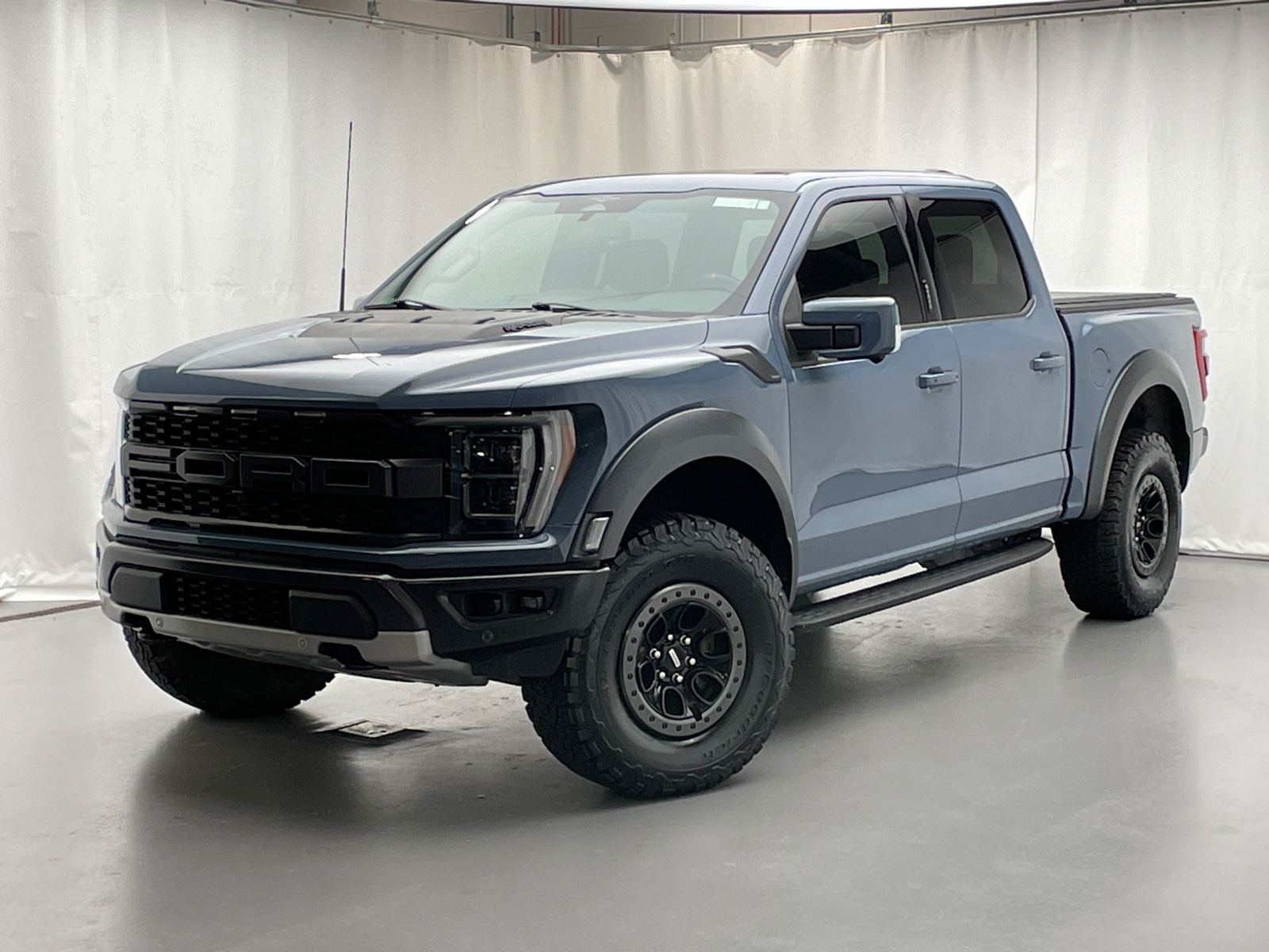 2023 Ford F-150 Raptor 1